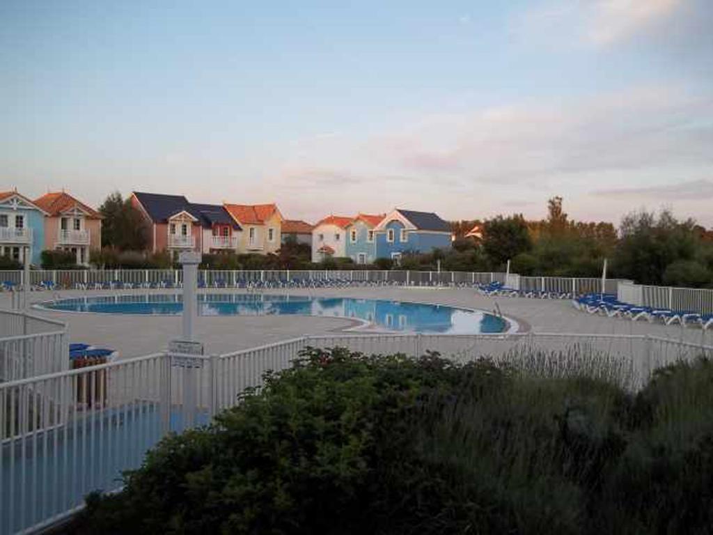 3 Bedrooms Holiday Home Golf Resort Port-Bourgenay Talmont-Saint-Hilaire Oda fotoğraf